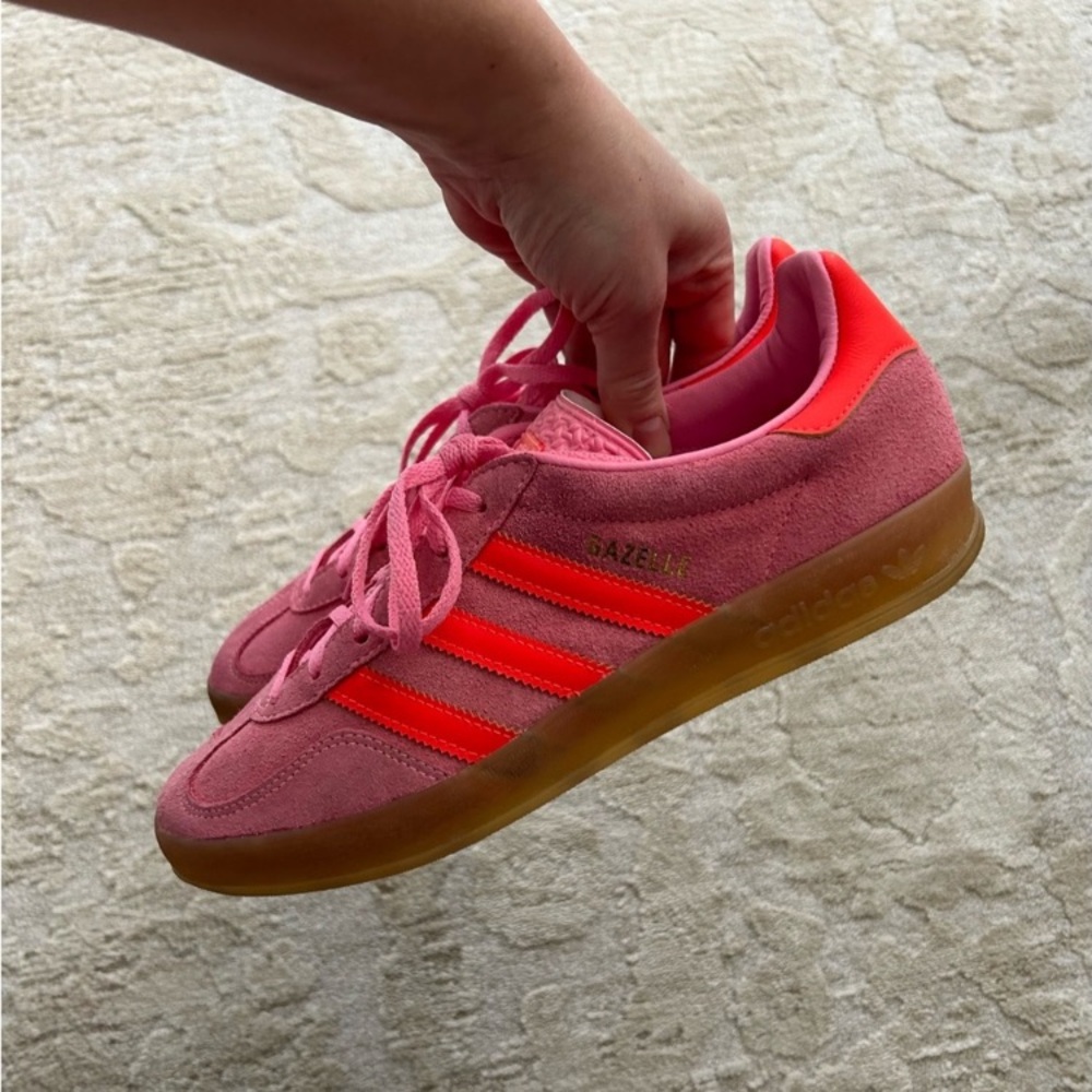 adidas Womens Gazelle Indoor Vintage Retro Sneaker Suede Beam Pink/Solar Red/Gum - Picture 4 of 7